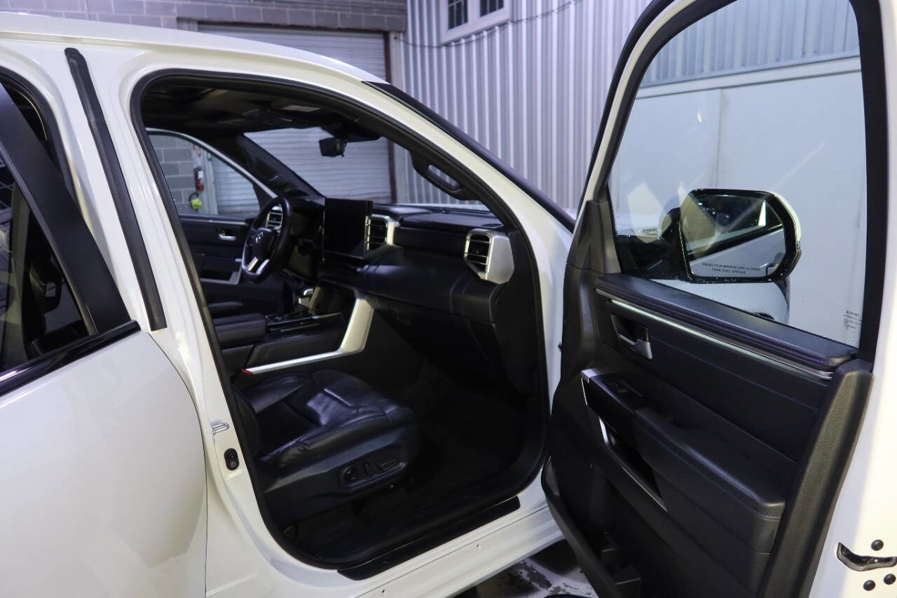 Used 2025 Toyota Tundra Platinum AWD/4WD image 11
