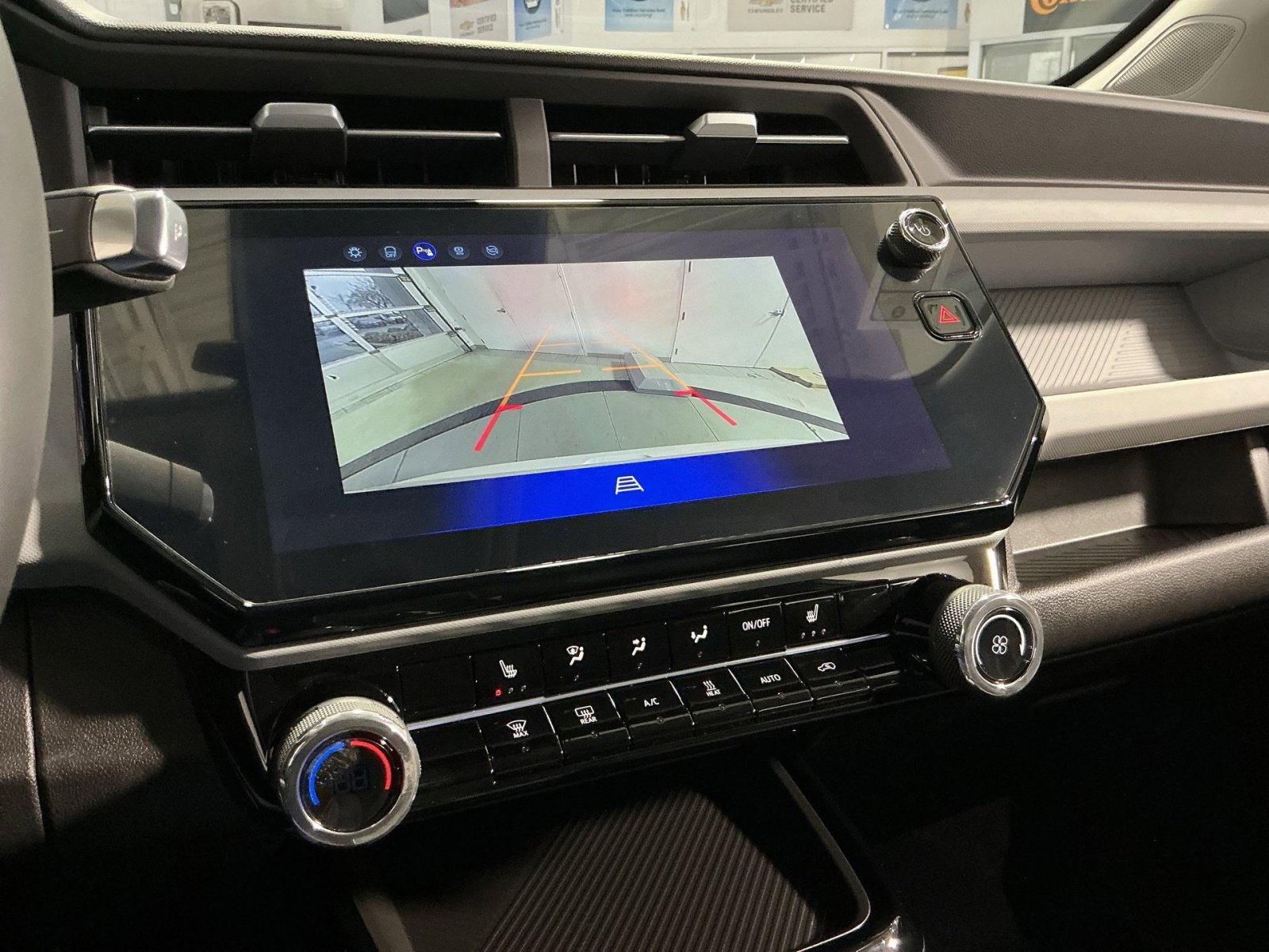 New 2027 Chevrolet Bolt LT w/ Comfort Package image 27