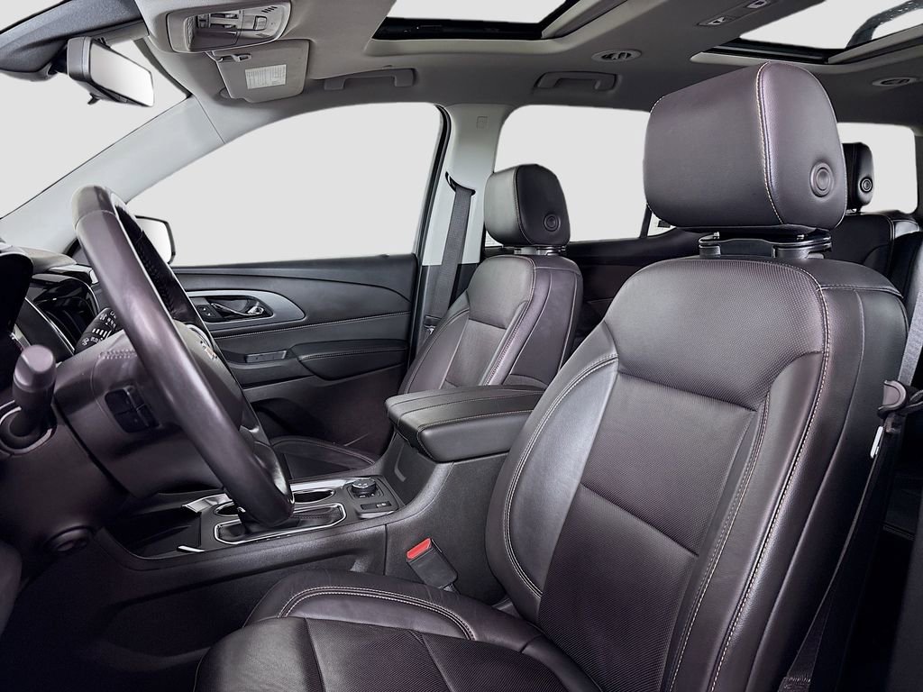 Used 2018 Chevrolet Traverse Premier image 25