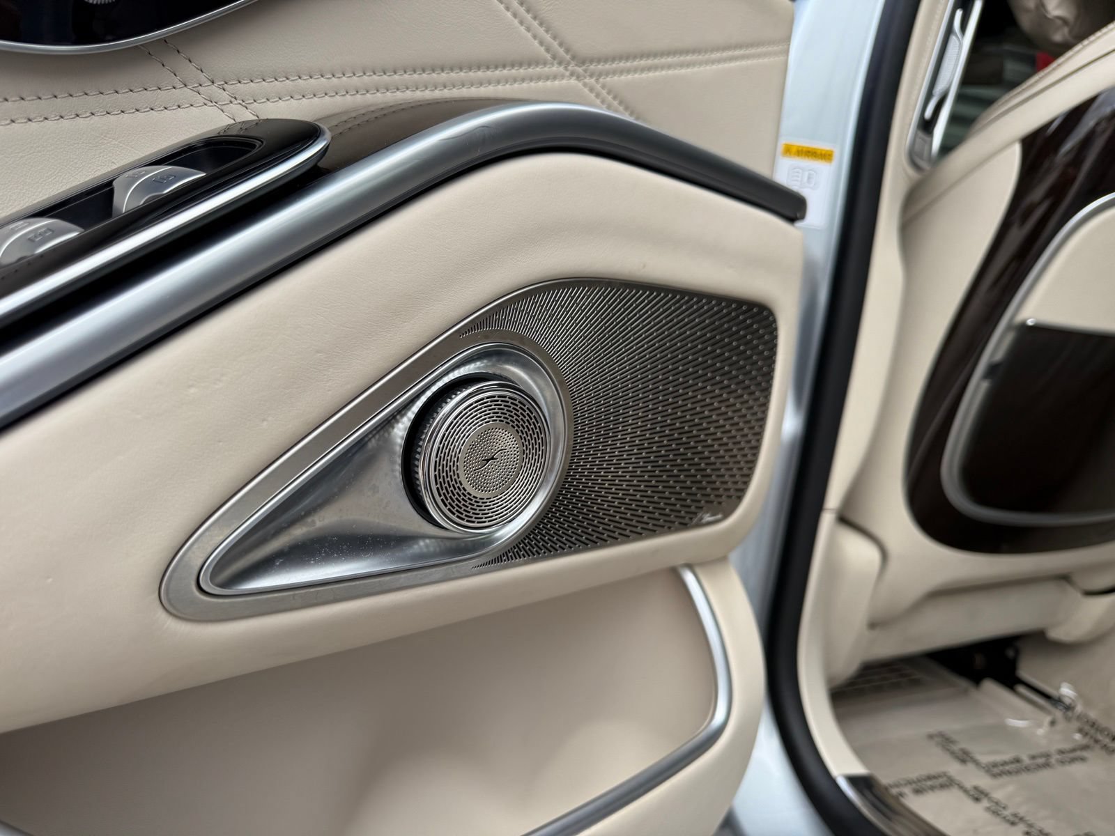 Used 2024 Mercedes-Benz Maybach S 580 4MATIC image 32