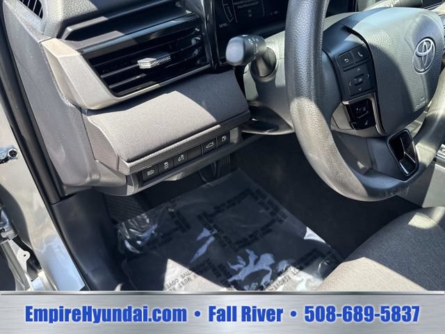 Used 2025 Toyota Camry LE FWD image 20