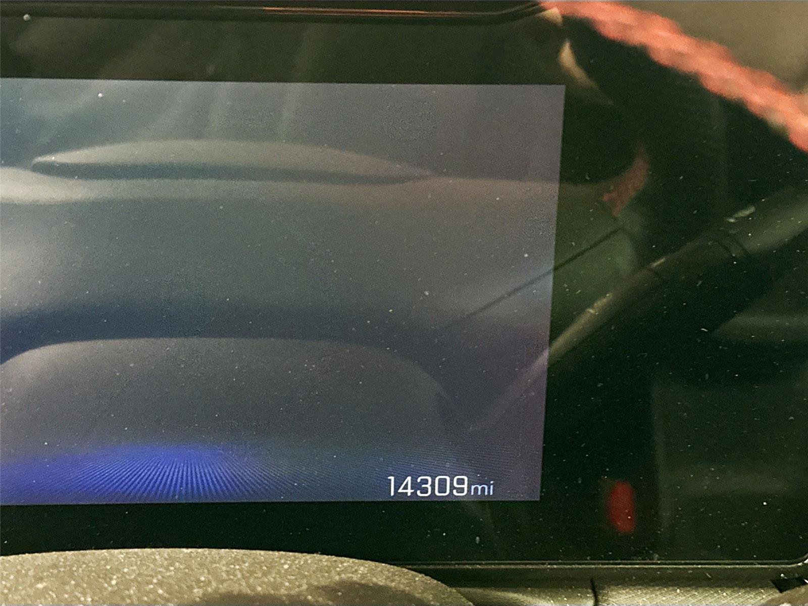 Used 2024 Chevrolet TrailBlazer RS w/ Driver Confidence Package image 3