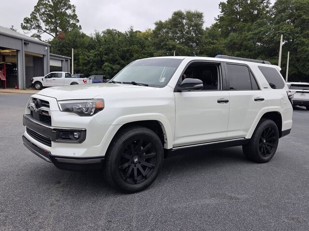 Used 2021 Toyota 4Runner Nightshade AWD/4WD image 3