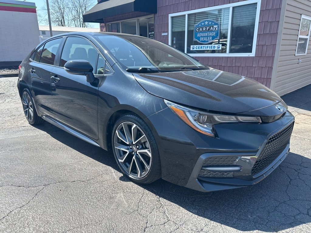 Used 2021 Toyota Corolla SE w/ SE Premium Package image 1