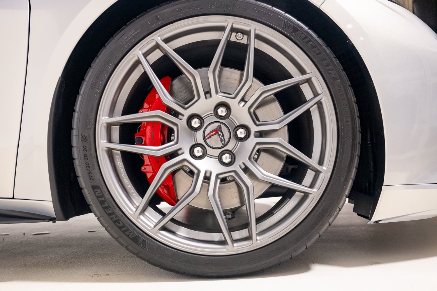 Used 2024 Chevrolet Corvette Z06 RWD image 11