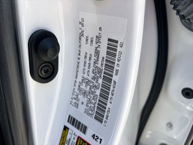 Certified 2023 Toyota Tacoma SR AWD/4WD image 10
