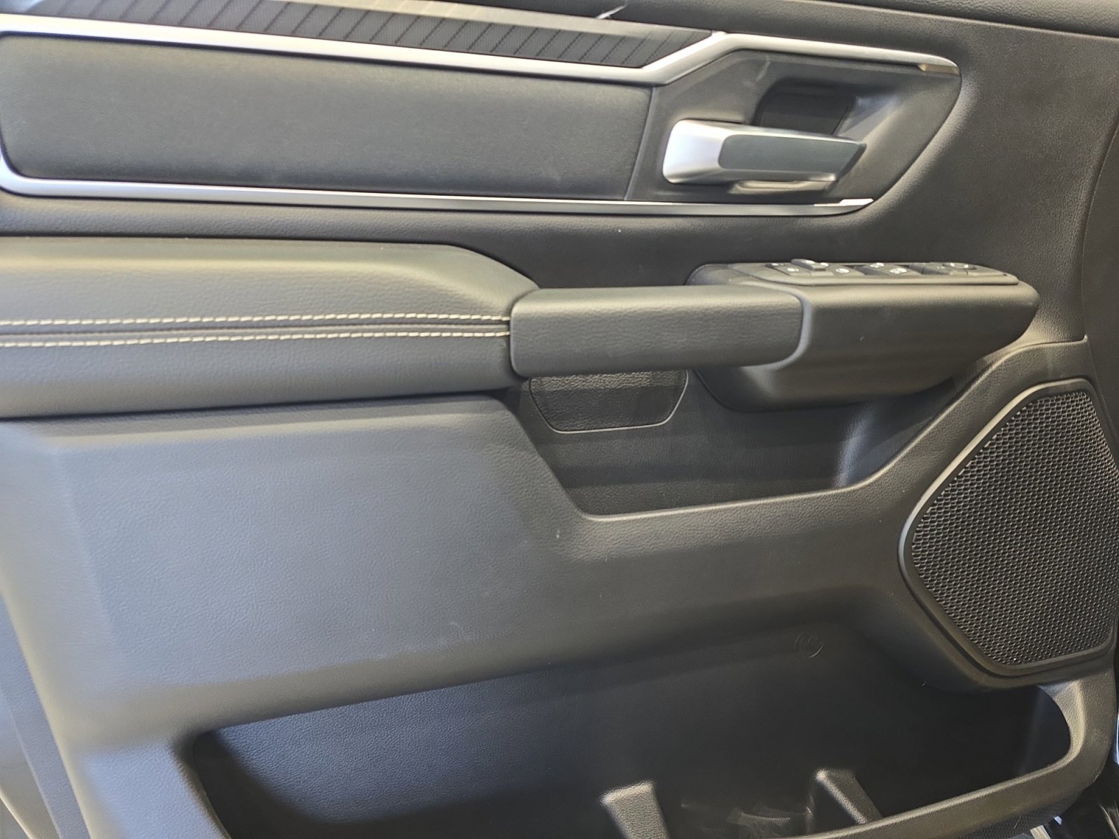 New 2026 RAM 1500 Big Horn AWD/4WD image 13