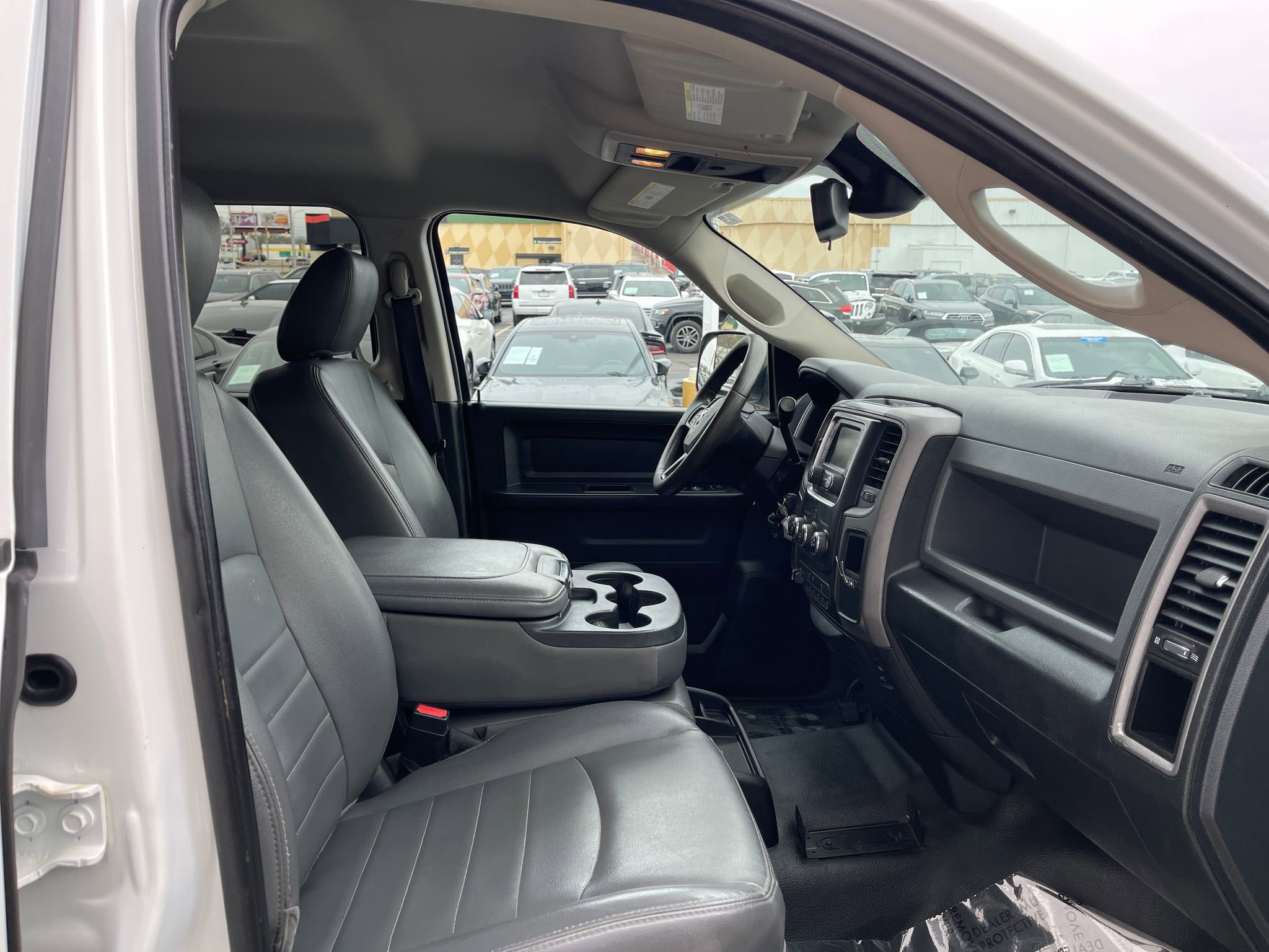 Used 2016 RAM 2500 Tradesman image 29