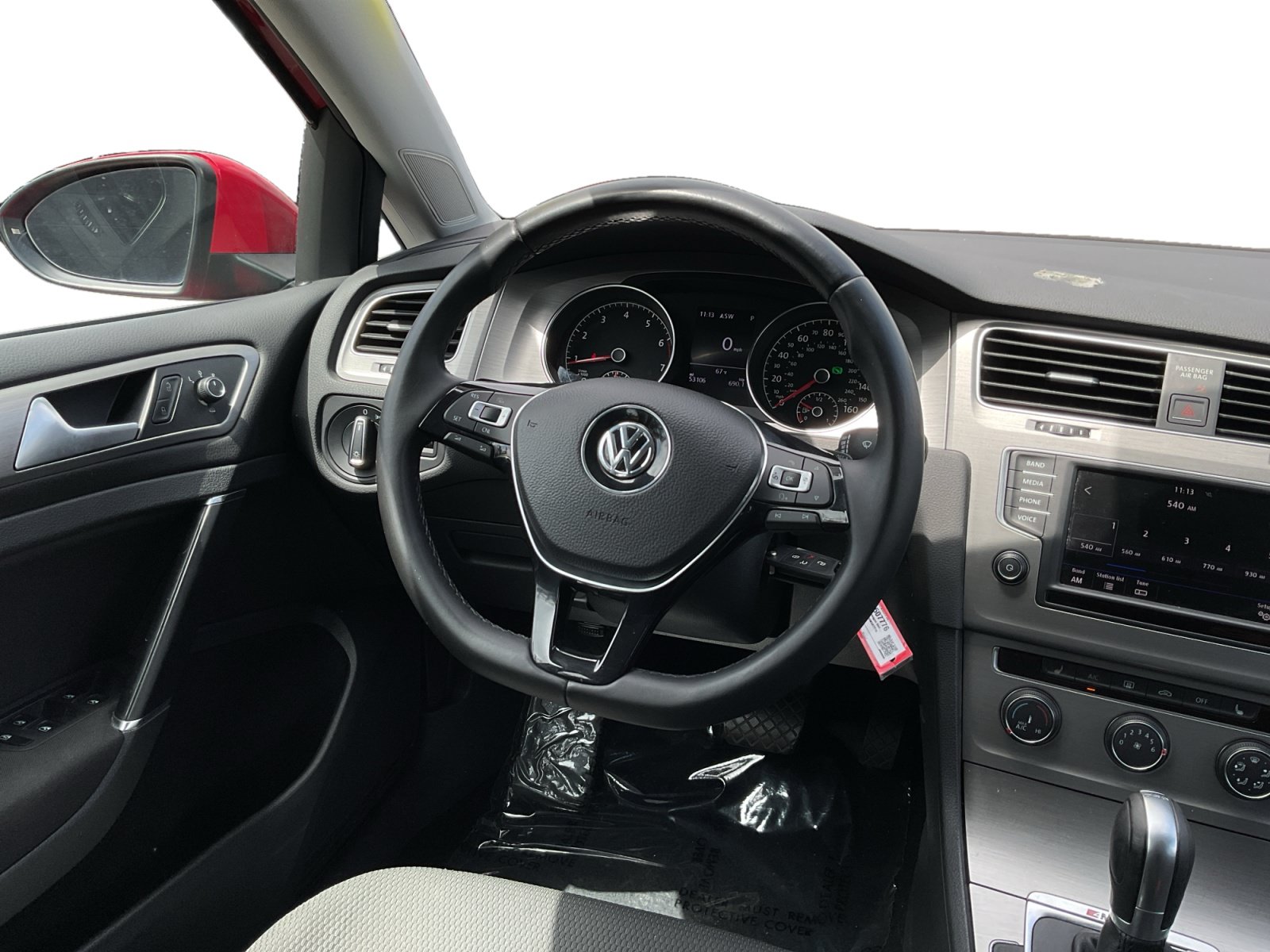 Used 2017 Volkswagen Golf S AWD/4WD image 7