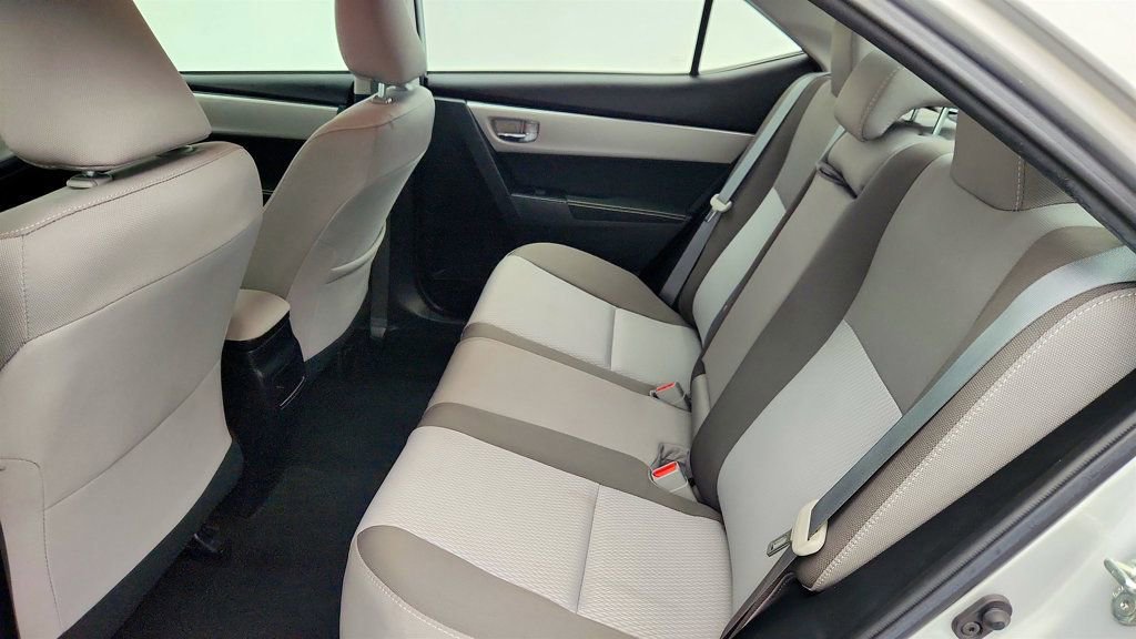 Used 2019 Toyota Corolla LE image 20