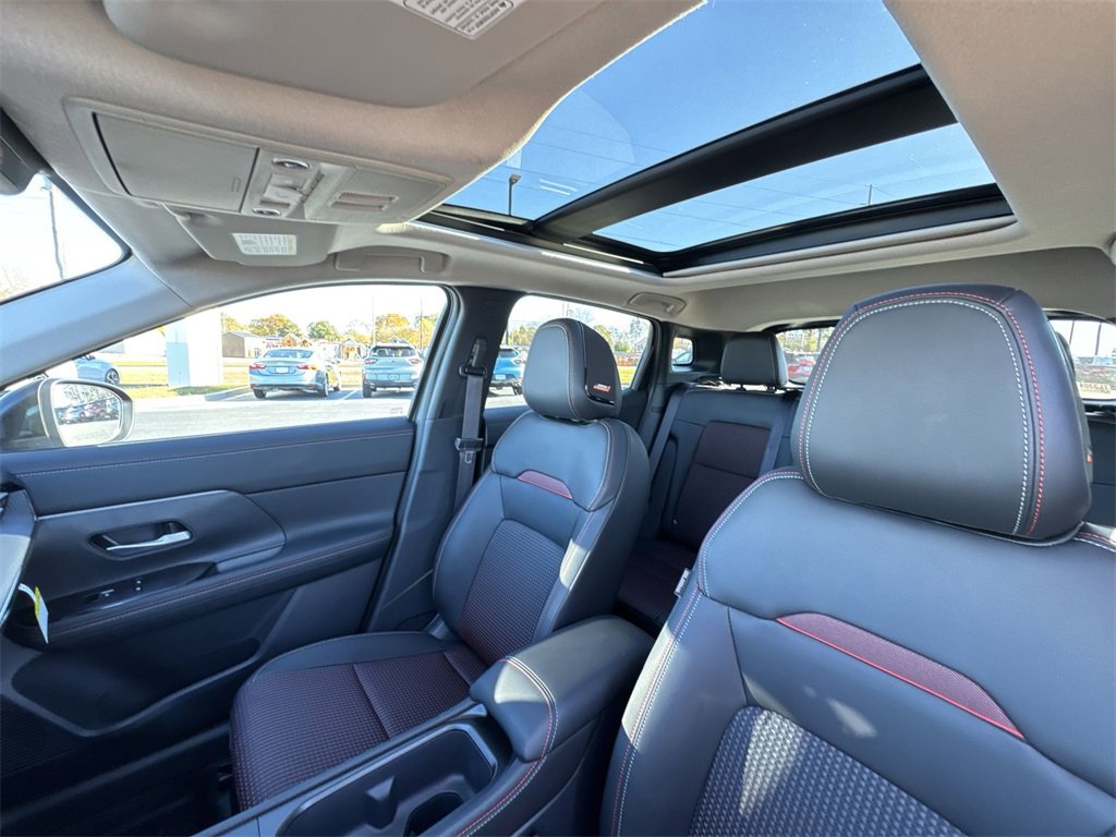 New 2026 Nissan Kicks SR w/ SR Premium Package image 22