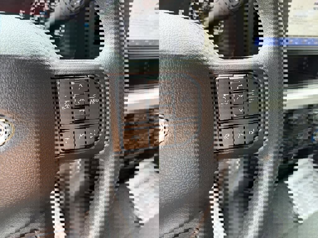 Used 2024 Ford F350 XLT image 19