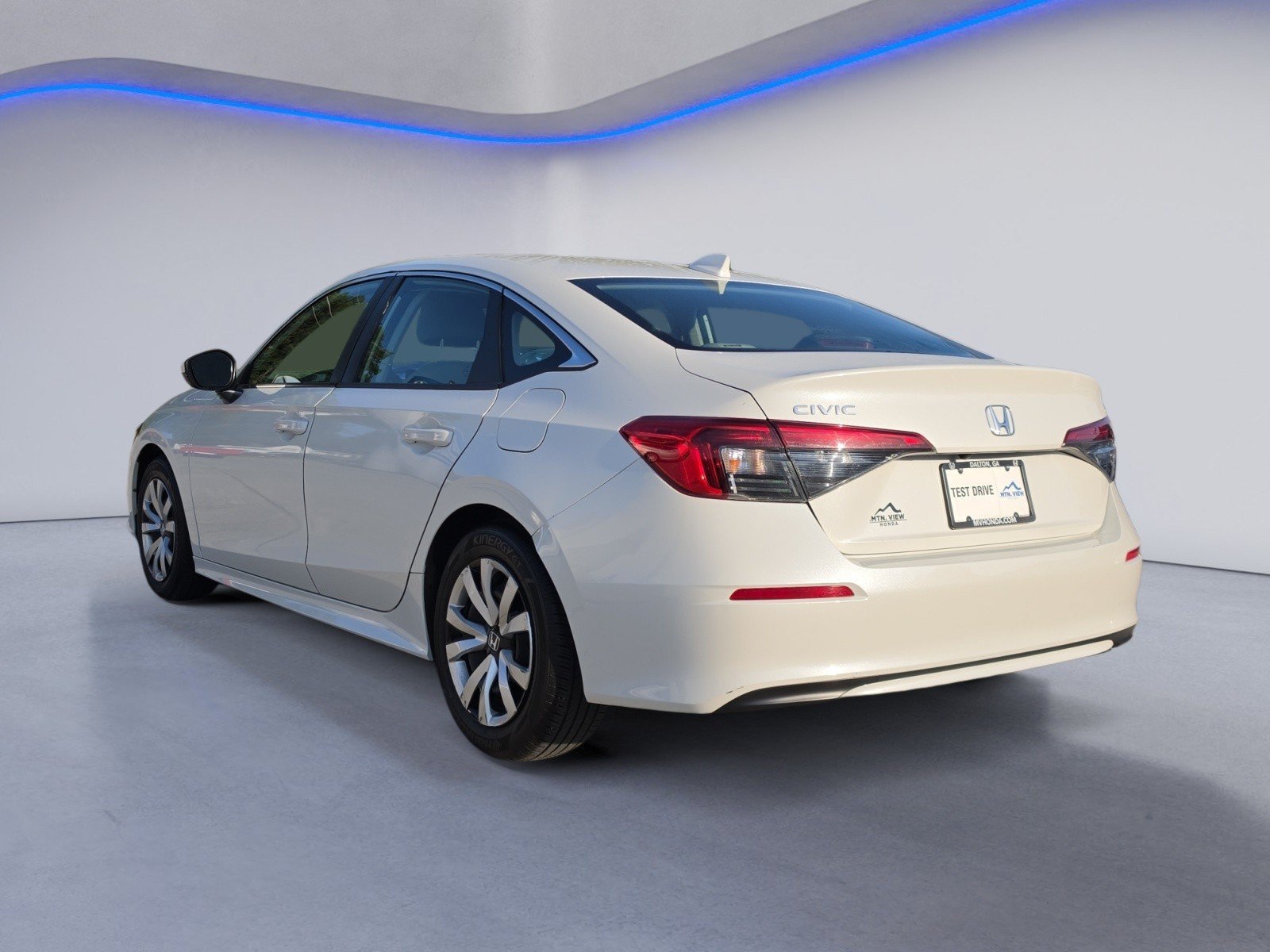 Used 2023 Honda Civic LX image 3