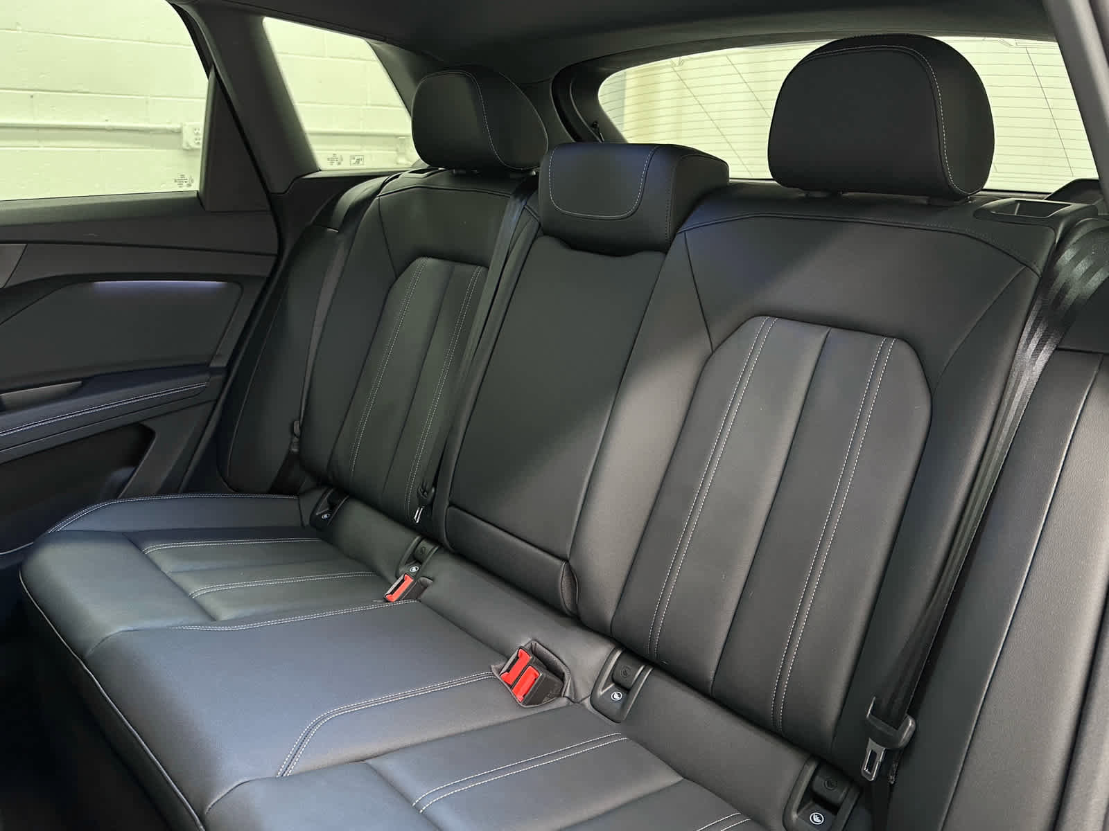 Used 2023 Audi Q4 e-tron Premium w/ Convenience Package image 16