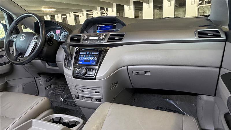 Used 2016 Honda Odyssey Touring image 36