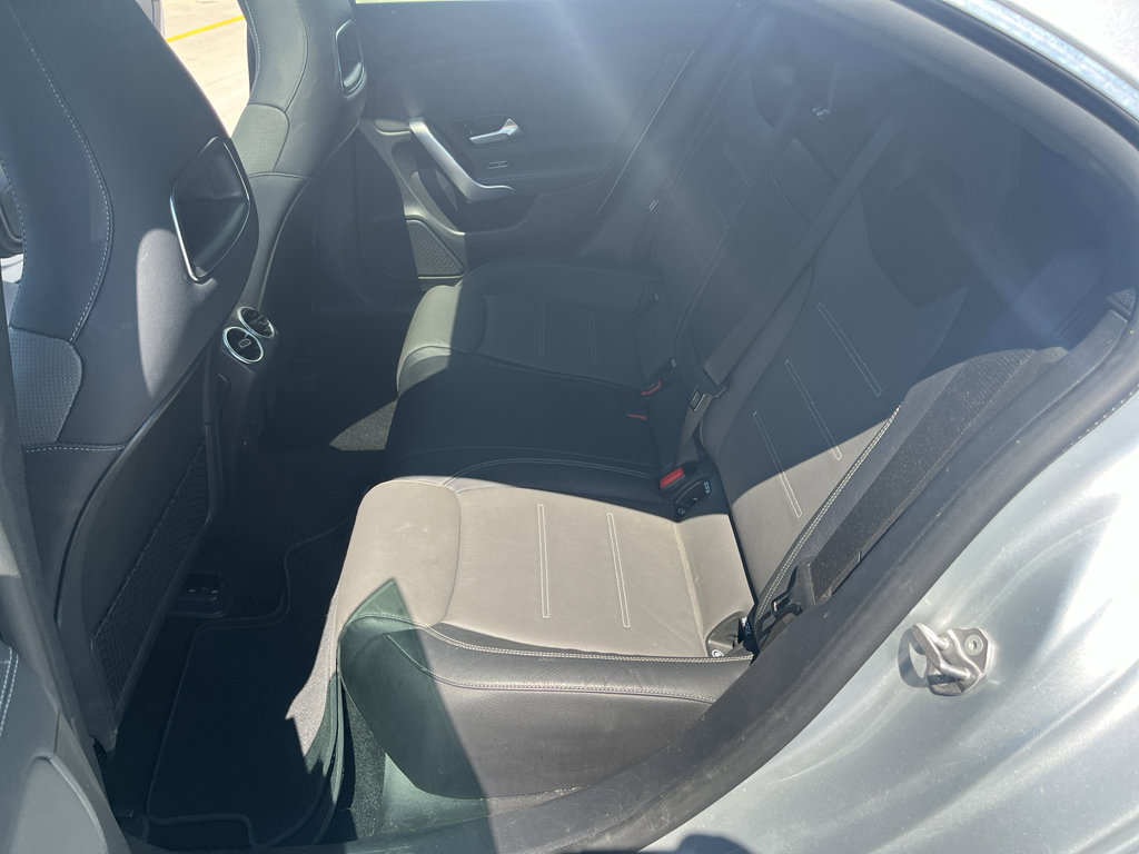 Used 2021 Mercedes-Benz CLA 250 4MATIC image 33