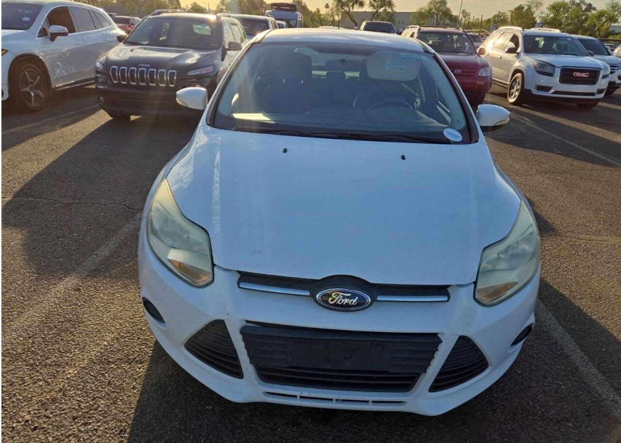 Used 2014 Ford Focus SE FWD image 4