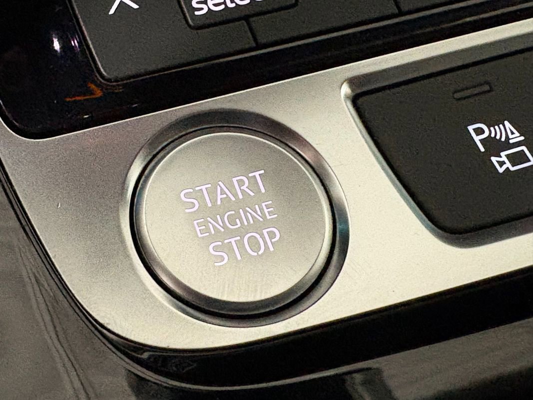 Used 2019 Audi Q8 Premium Plus w/ Premium Plus image 31