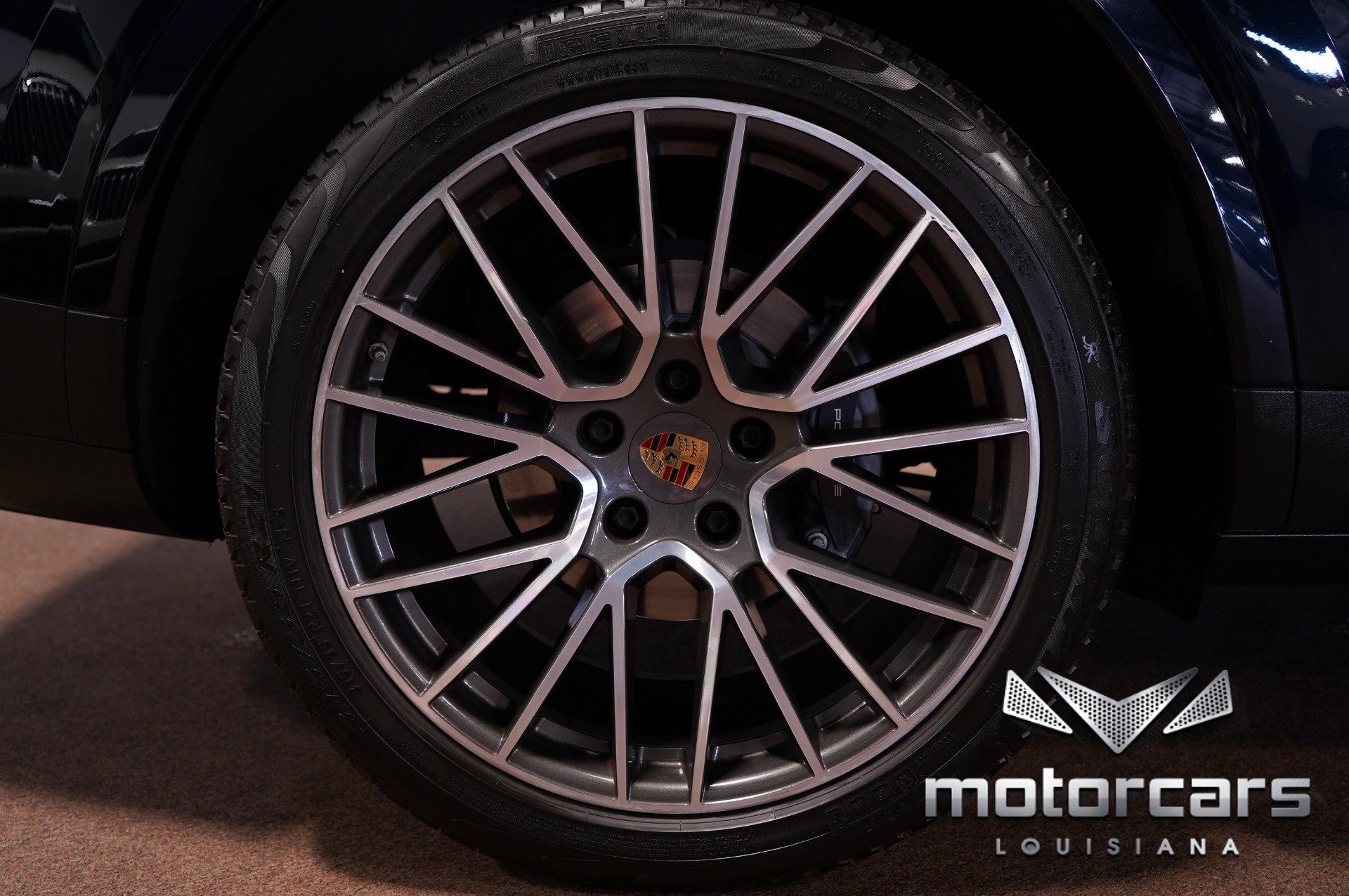 Used 2021 Porsche Cayenne Coupe w/ Premium Package image 18