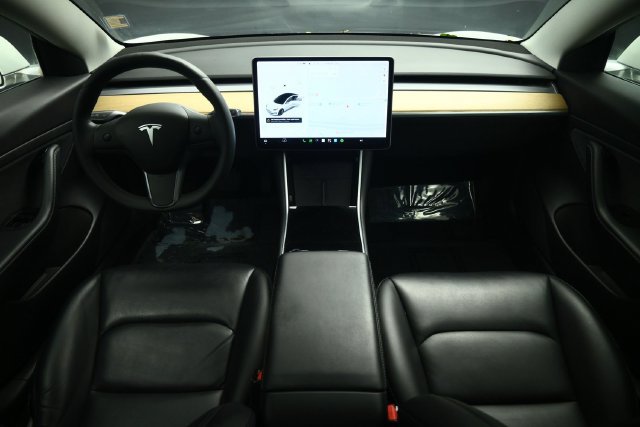 Used 2020 Tesla Model 3 Standard Range RWD image 35