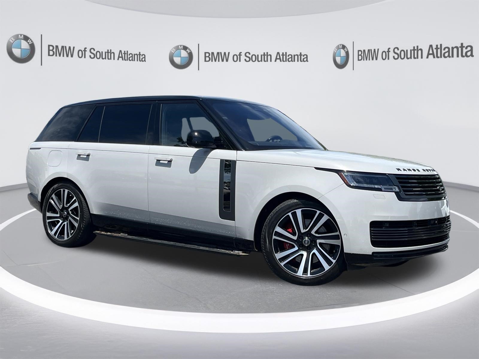 Used 2023 Land Rover Range Rover SV AWD/4WD image 2
