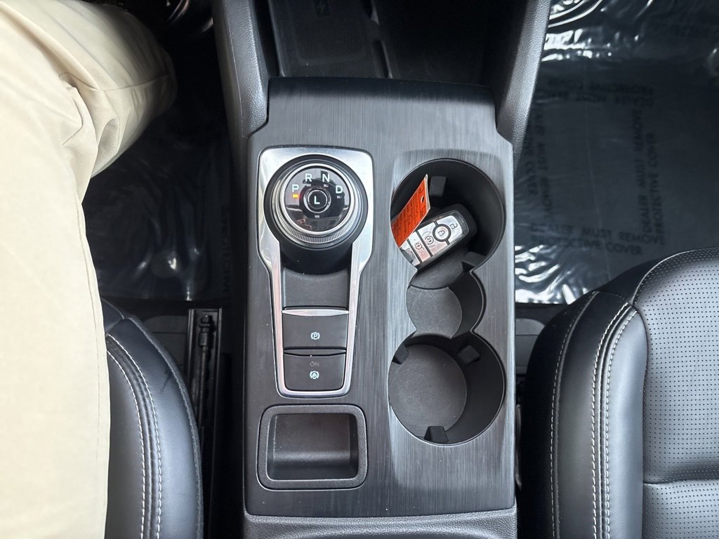 Used 2024 Ford Escape Platinum image 18