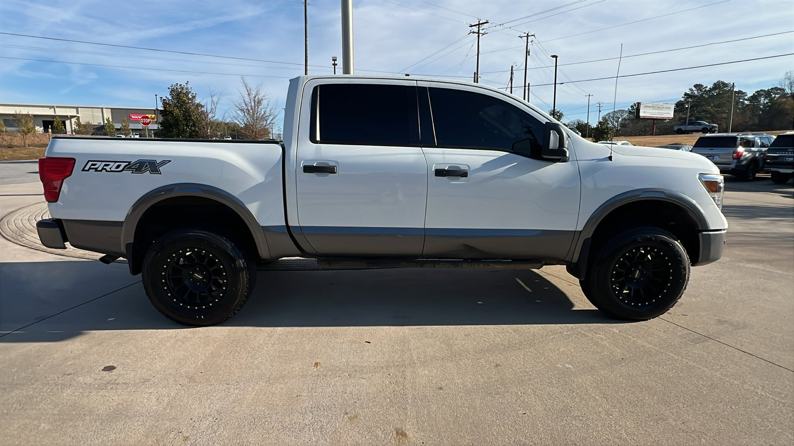 Used 2019 Nissan Titan PRO-4X w/ Pro-4x Convenience Package image 7