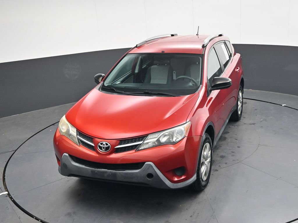 Used 2015 Toyota RAV4 LE image 19