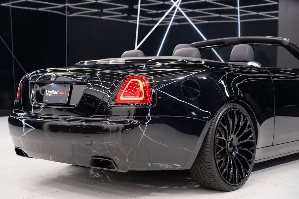 Used 2016 Rolls-Royce Dawn image 15