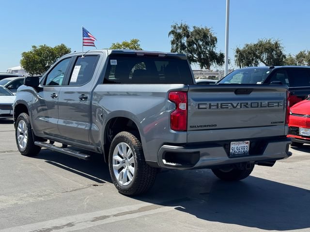 Used 2020 Chevrolet Silverado 1500 Custom w/ Custom Value Package RWD image 2