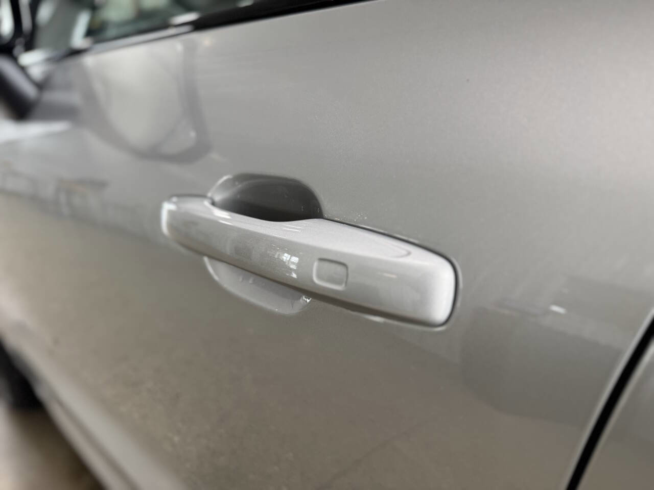 Used 2024 Volvo XC60 B5 Core AWD/4WD image 39
