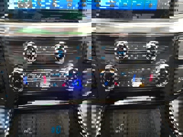 Certified 2022 Ford F150 Raptor w/ Equipment Group 801A High image 26