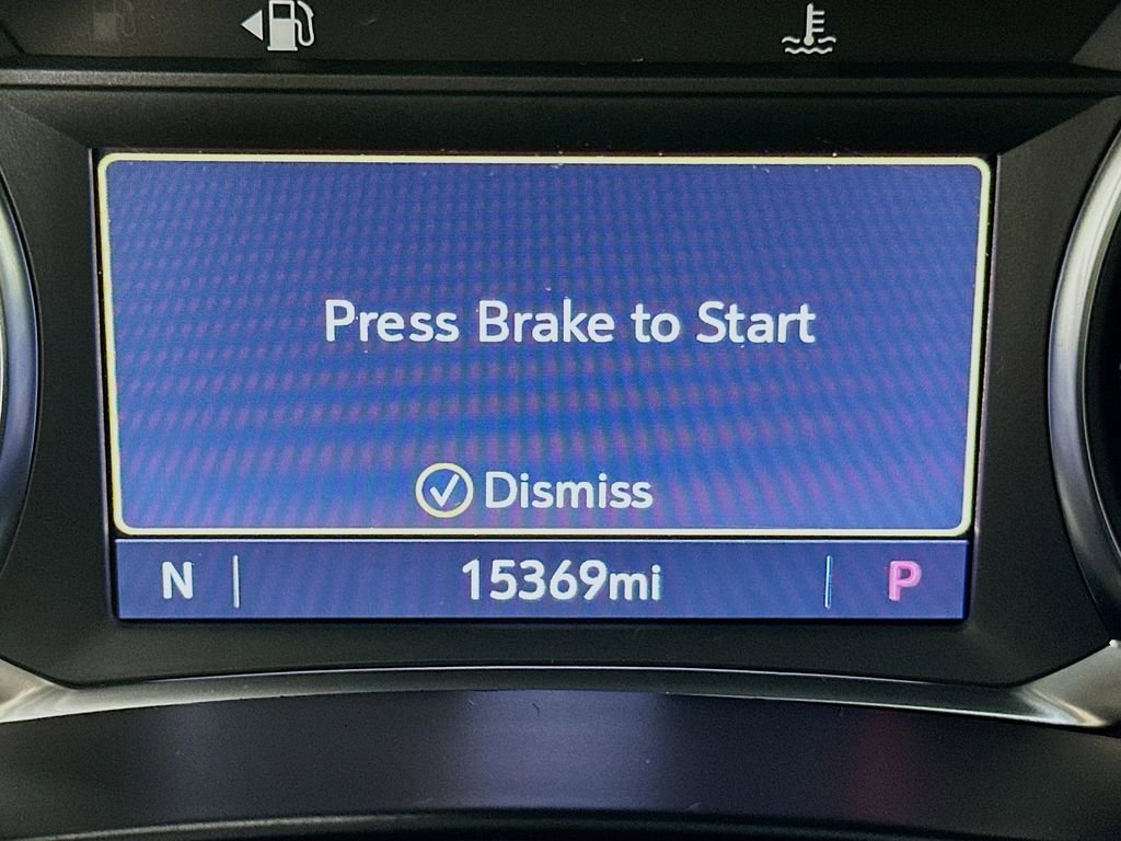 Used 2023 Chevrolet Equinox RS w/ RS Leather Package image 24