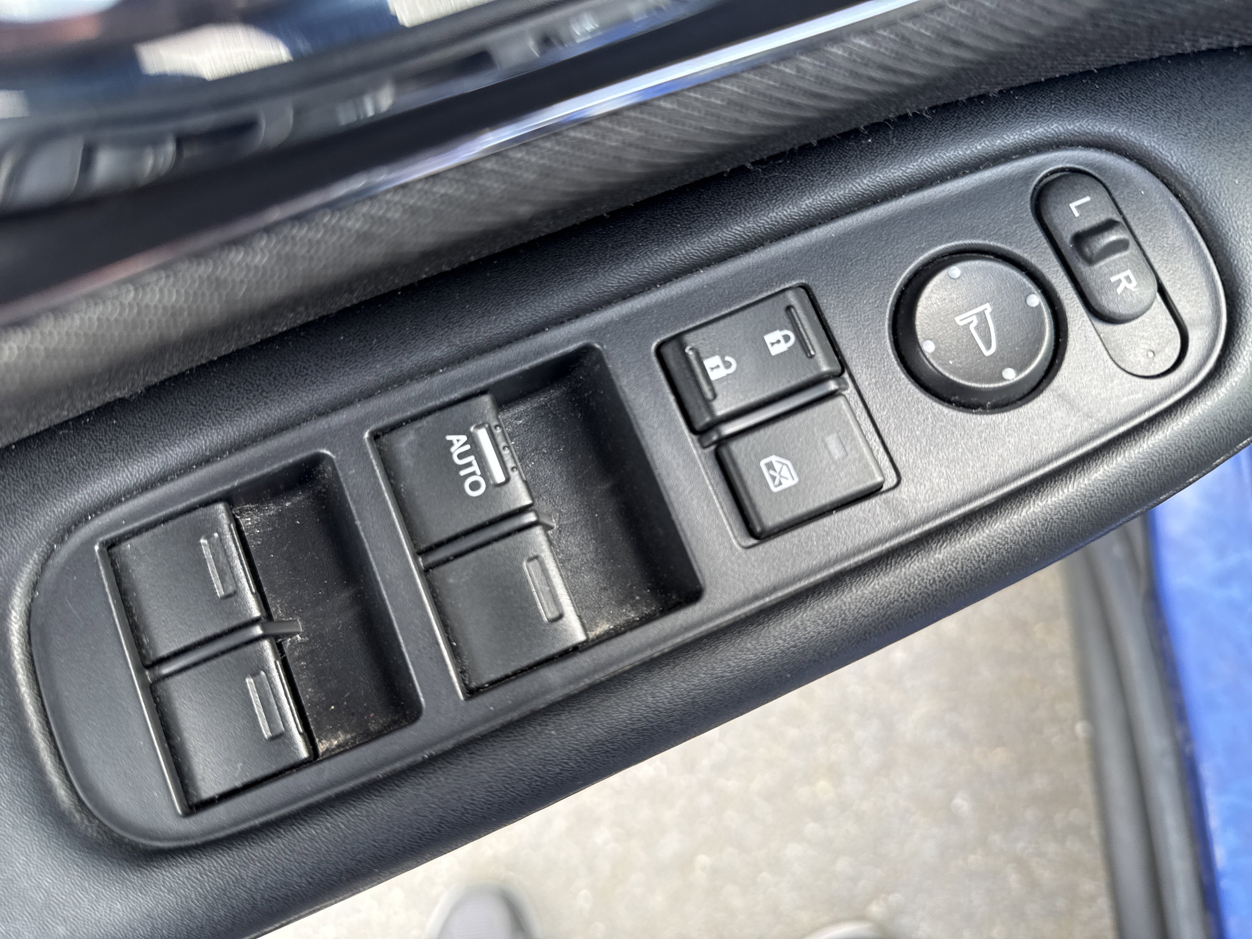 Used 2019 Honda HR-V EX image 16