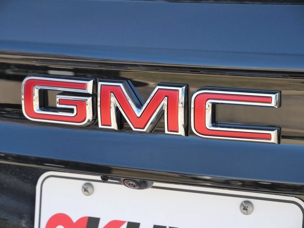 New 2026 GMC Acadia Elevation w/ Elevation Premium Package AWD/4WD image 17