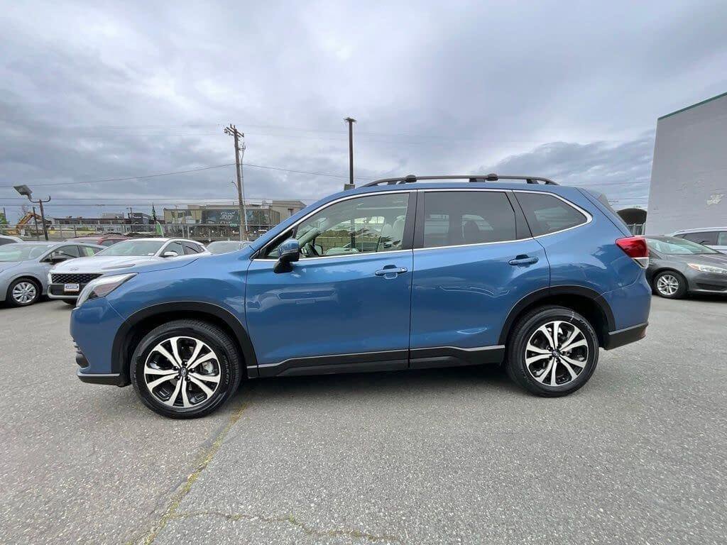 Certified 2023 Subaru Forester Limited AWD/4WD image 6