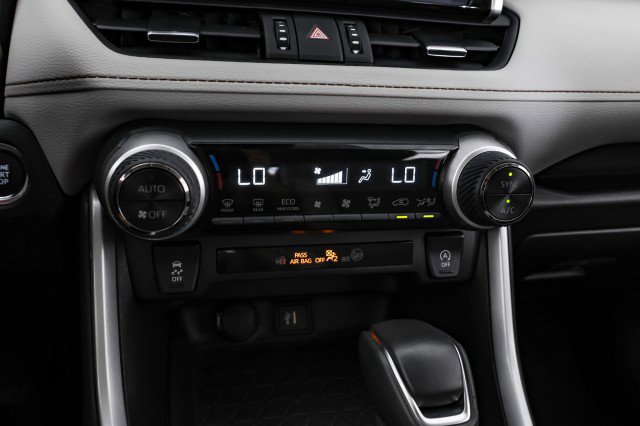 Used 2024 Toyota RAV4 XLE Premium FWD image 26