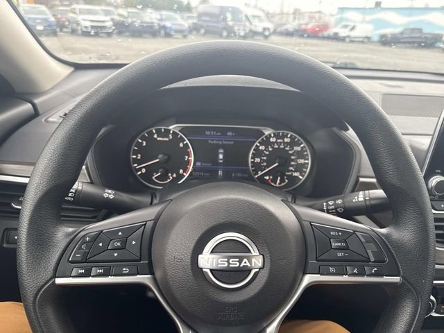 Used 2024 Nissan Altima 2.5 SV image 28