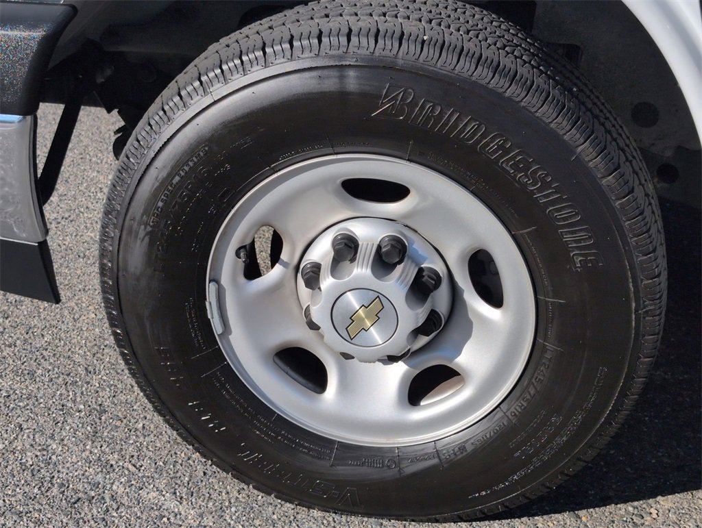 Used 2024 Chevrolet Express 2500 Work Van w/ Driver Convenience Package image 27