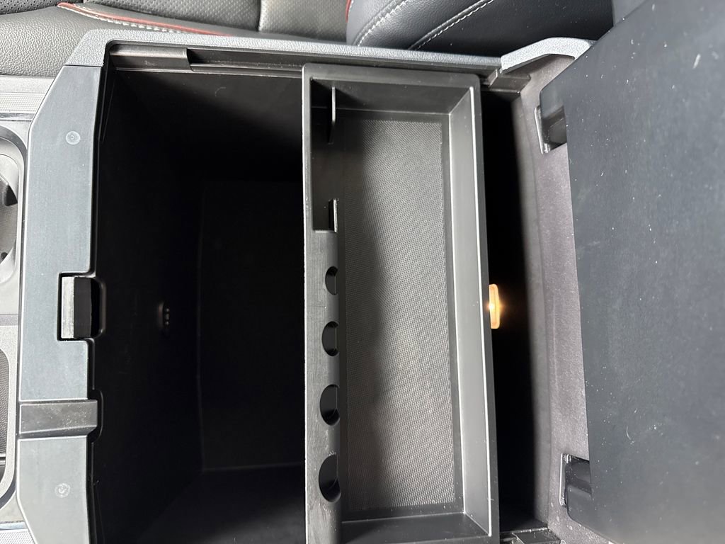 Used 2024 Ford F250 Lariat w/ Lariat Ultimate Package image 39