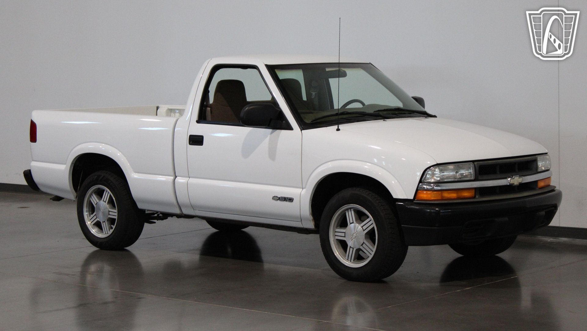 Used 1998 Chevrolet S10 Pickup 2WD Regular Cab image 24