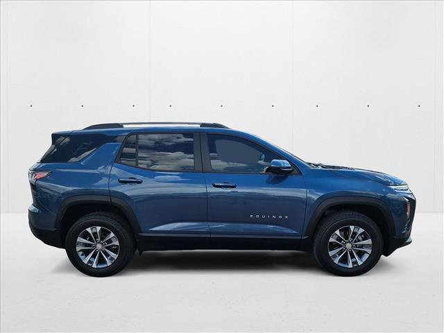 Used 2025 Chevrolet Equinox LT w/ Convenience Package II image 4
