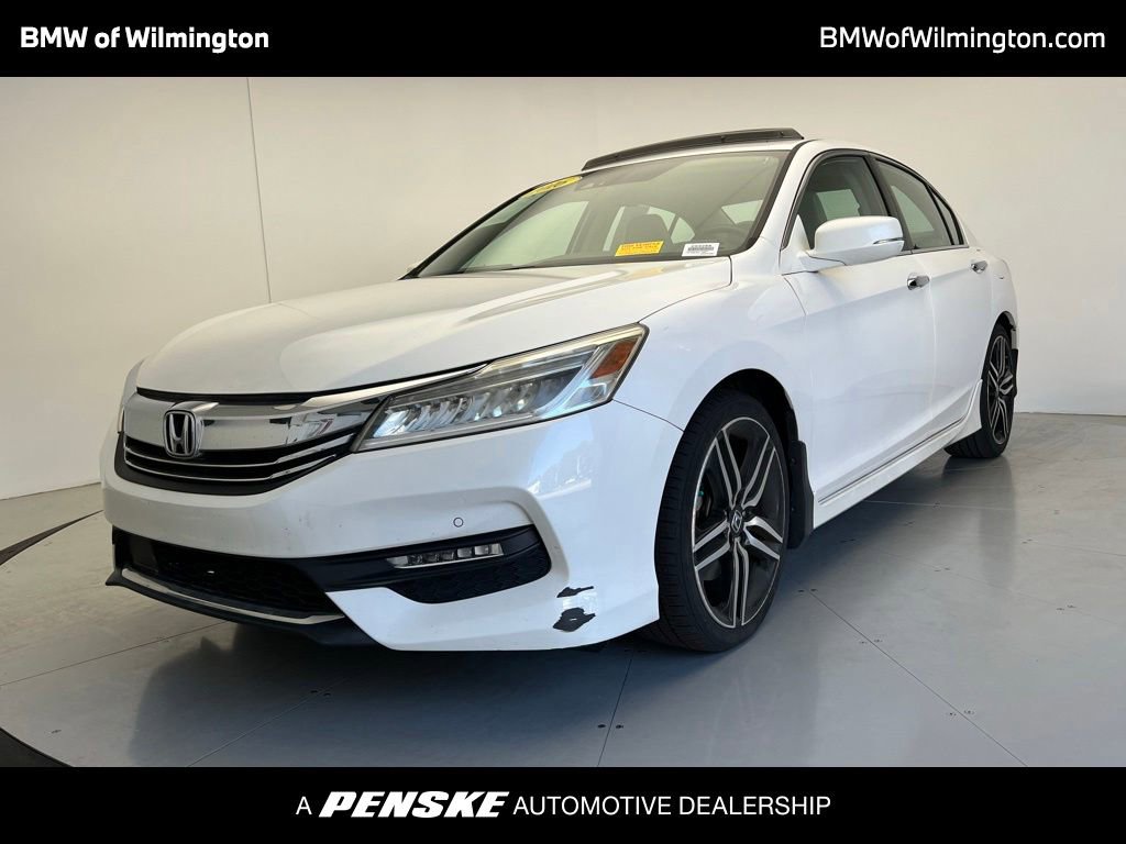 Used 2016 Honda Accord Touring image 1