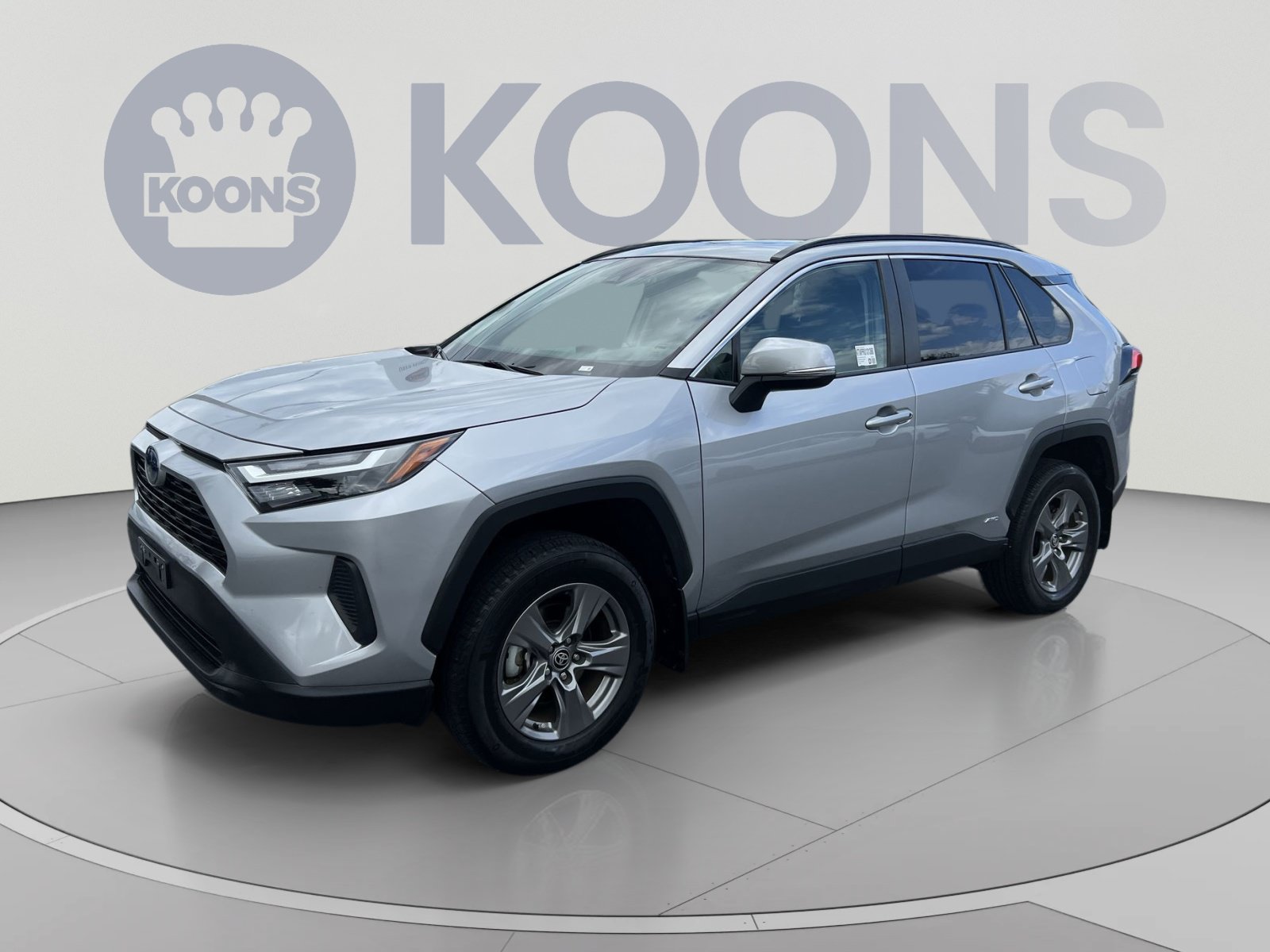 Used 2024 Toyota RAV4 XLE w/ Convenience Package AWD/4WD image 1