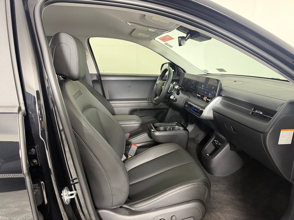 Used 2025 Hyundai Ioniq 5 SEL RWD image 28