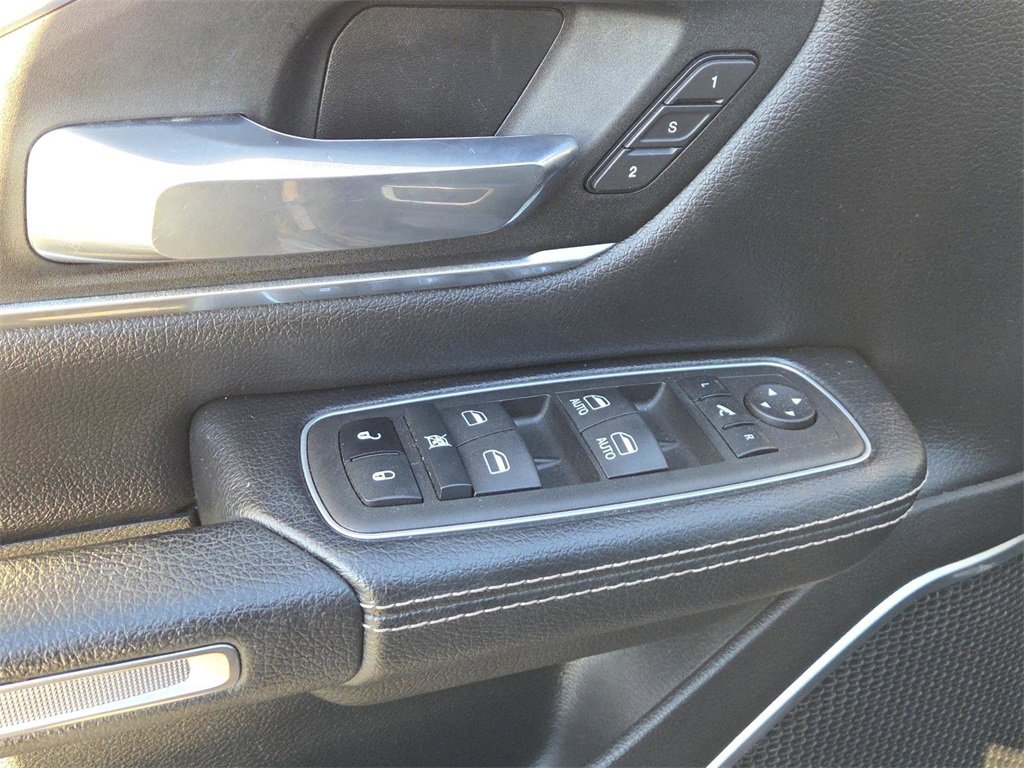 Used 2023 RAM 1500 Laramie image 28