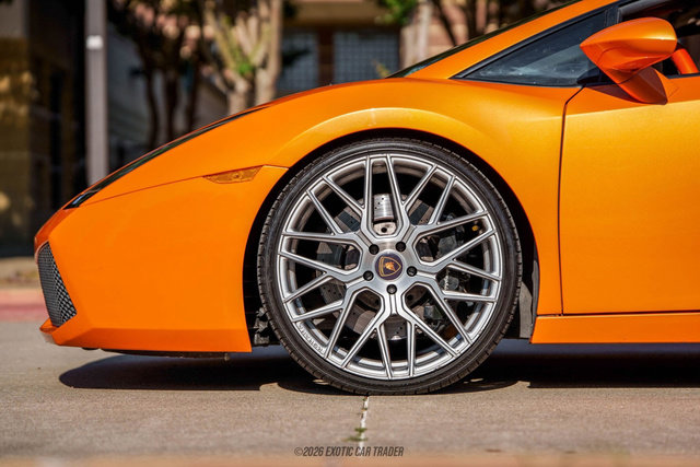 Used 2004 Lamborghini Gallardo AWD/4WD image 4