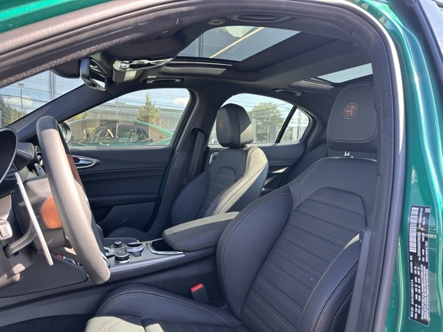New 2025 Alfa Romeo Giulia AWD w/ Driving Assist Package image 12