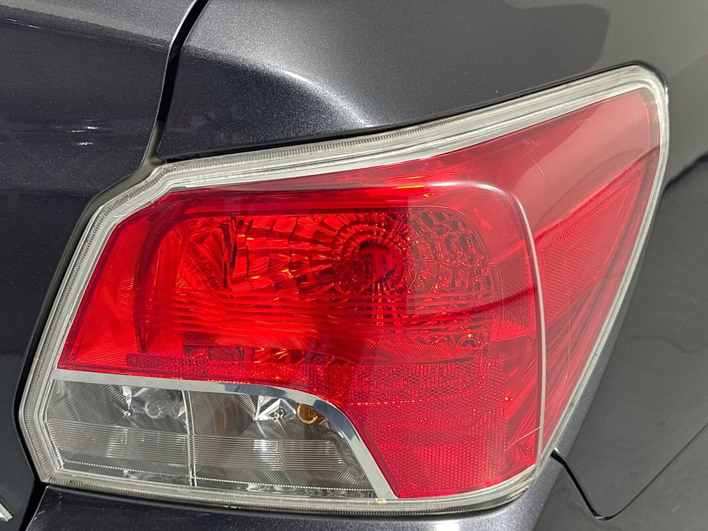 Used 2012 Subaru Impreza 2.0i Premium image 31