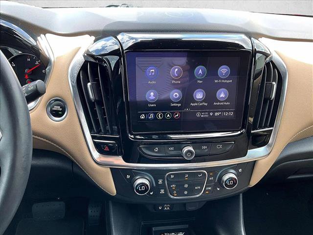 Used 2023 Chevrolet Traverse Premier FWD image 24